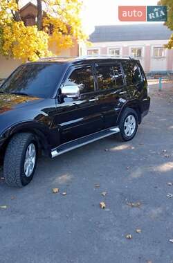 Внедорожник / Кроссовер Mitsubishi Pajero 2008 в Гайсине