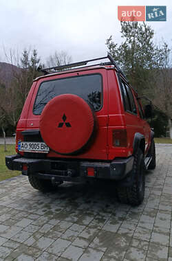 Внедорожник / Кроссовер Mitsubishi Pajero 1986 в 