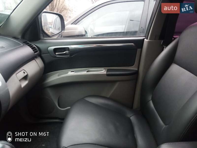 Позашляховик / Кросовер Mitsubishi Pajero 2014 в Києві