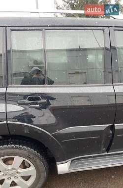 Внедорожник / Кроссовер Mitsubishi Pajero 2008 в 