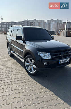 Позашляховик / Кросовер Mitsubishi Pajero 2007 в Одесі