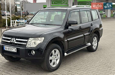 Внедорожник / Кроссовер Mitsubishi Pajero 2007 в Киеве