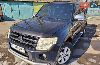 Позашляховик / Кросовер Mitsubishi Pajero 2007 в Києві