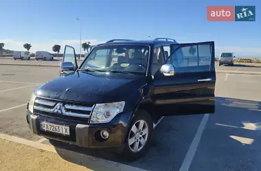 Mitsubishi Pajero 2007