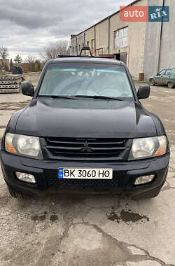 Позашляховик / Кросовер Mitsubishi Pajero 2002 в Запоріжжі