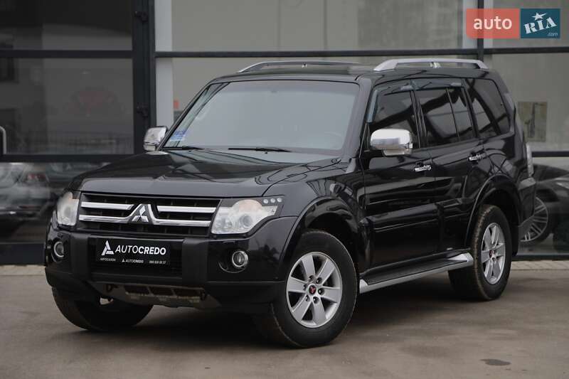 Позашляховик / Кросовер Mitsubishi Pajero 2008 в Харкові