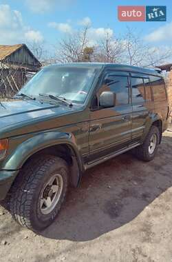 Внедорожник / Кроссовер Mitsubishi Pajero 1996 в 