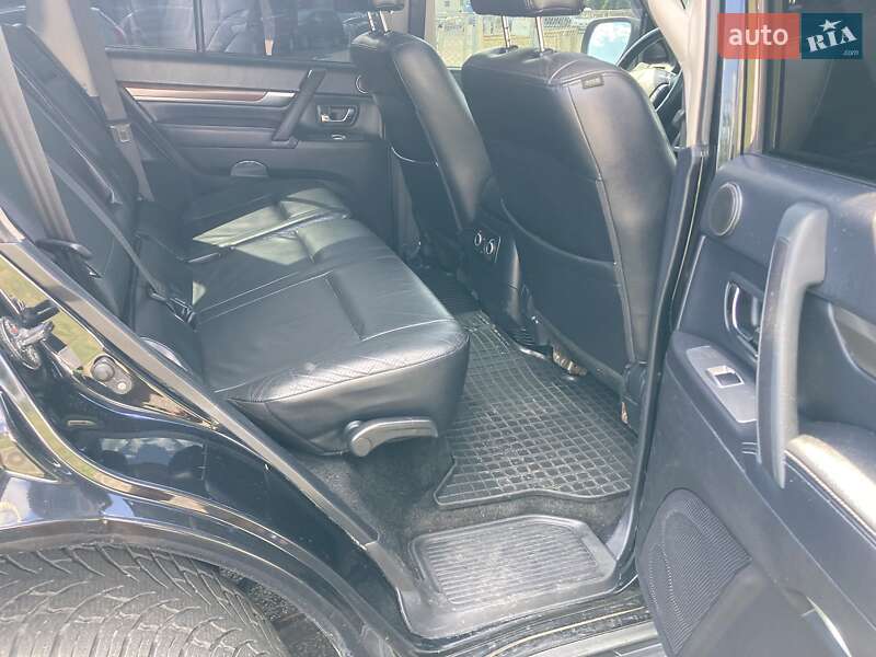 Внедорожник / Кроссовер Mitsubishi Pajero 2008 в Луцке