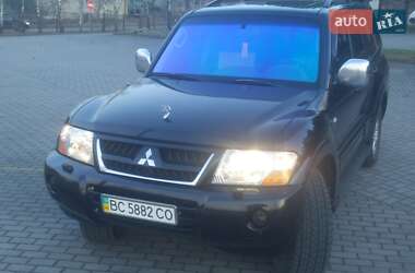 Внедорожник / Кроссовер Mitsubishi Pajero 2005 в 