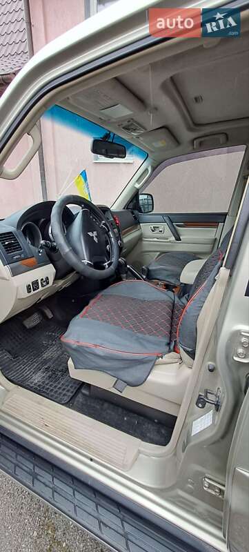 Внедорожник / Кроссовер Mitsubishi Pajero 2007 в Боярке