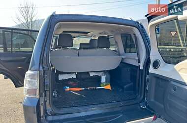 Внедорожник / Кроссовер Mitsubishi Pajero 2007 в 