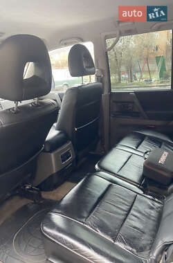 Позашляховик / Кросовер Mitsubishi Pajero 2000 в 