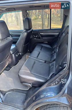 Позашляховик / Кросовер Mitsubishi Pajero 2008 в 