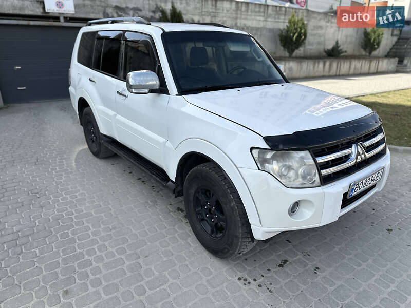 Mitsubishi Pajero 2007