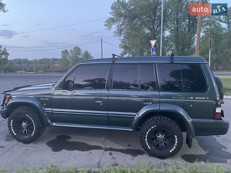 Внедорожник / Кроссовер Mitsubishi Pajero 1993 в Кременчуге