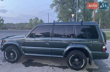 Внедорожник / Кроссовер Mitsubishi Pajero 1993 в 