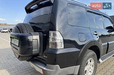 Внедорожник / Кроссовер Mitsubishi Pajero 2007 в 
