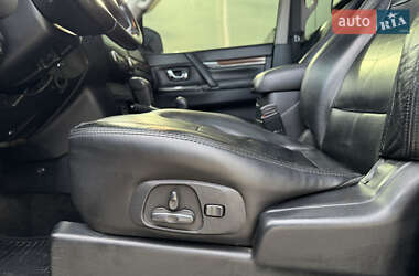 Внедорожник / Кроссовер Mitsubishi Pajero 2007 в 