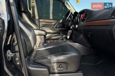Внедорожник / Кроссовер Mitsubishi Pajero 2007 в 