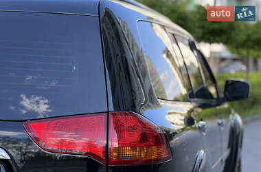 Позашляховик / Кросовер Mitsubishi Pajero 2011 в 