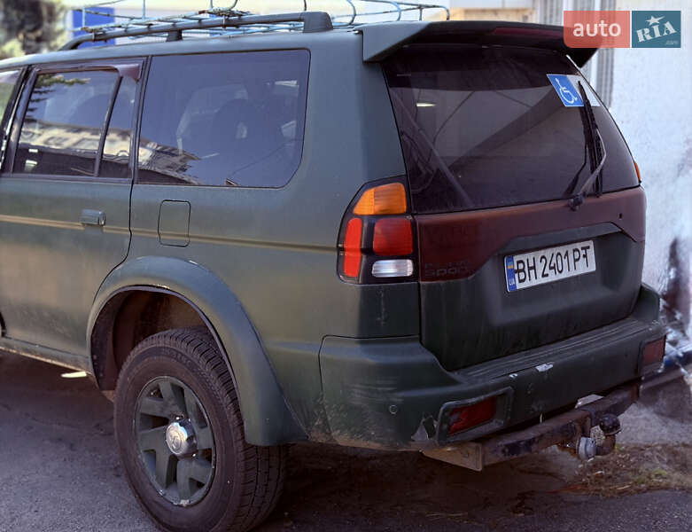 Внедорожник / Кроссовер Mitsubishi Pajero 2000 в Одессе