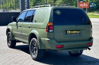 Внедорожник / Кроссовер Mitsubishi Pajero 2003 в 
