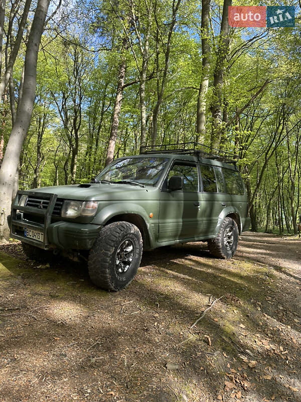 Внедорожник / Кроссовер Mitsubishi Pajero 1996 в Львове