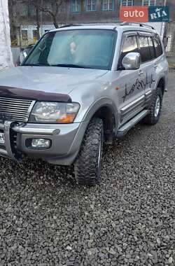 Позашляховик / Кросовер Mitsubishi Pajero 2002 в Рахові