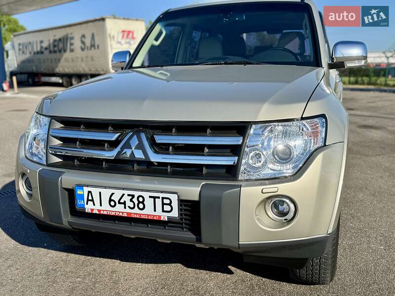 Позашляховик / Кросовер Mitsubishi Pajero 2008 в Дніпрі