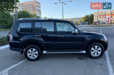 Позашляховик / Кросовер Mitsubishi Pajero 2007 в 