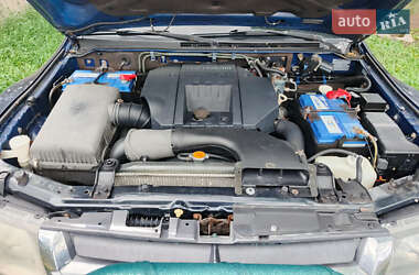 Внедорожник / Кроссовер Mitsubishi Pajero 2002 в 