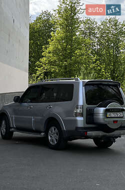 Внедорожник / Кроссовер Mitsubishi Pajero 2008 в 