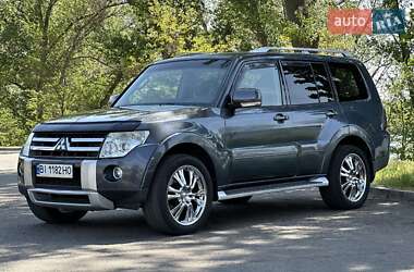 Внедорожник / Кроссовер Mitsubishi Pajero 2006 в Кременчуге