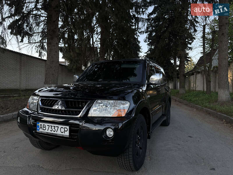 Внедорожник / Кроссовер Mitsubishi Pajero 2004 в Виннице