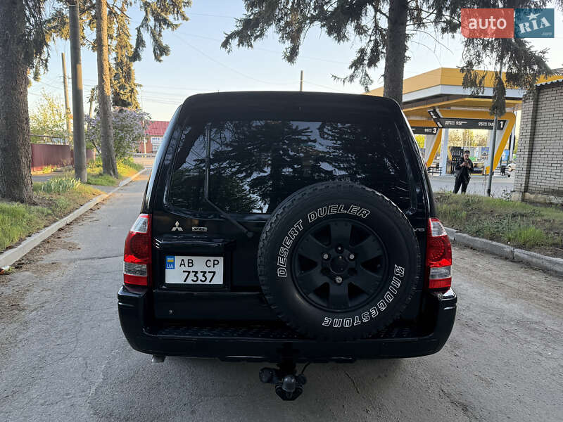 Внедорожник / Кроссовер Mitsubishi Pajero 2004 в Виннице