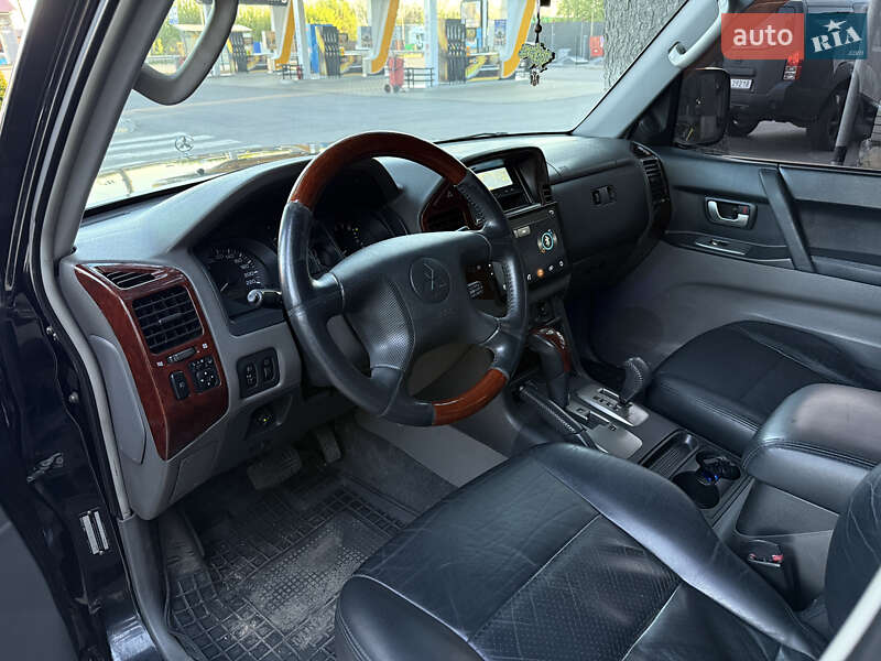 Внедорожник / Кроссовер Mitsubishi Pajero 2004 в Виннице