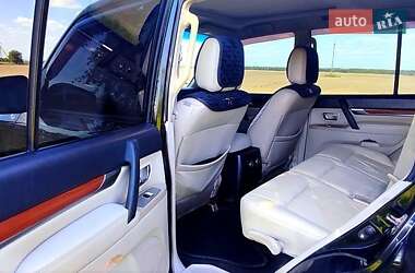 Внедорожник / Кроссовер Mitsubishi Pajero 2007 в 