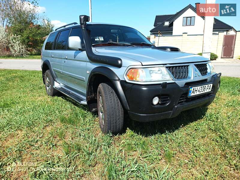 Внедорожник / Кроссовер Mitsubishi Pajero 2007 в Днепре