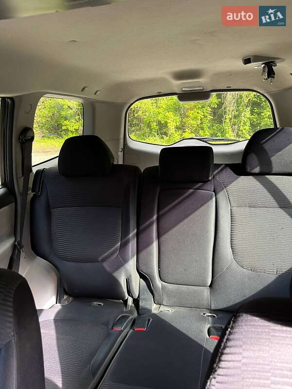 Внедорожник / Кроссовер Mitsubishi Pajero 2013 в Краснограде