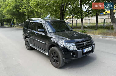 Позашляховик / Кросовер Mitsubishi Pajero 2007 в 