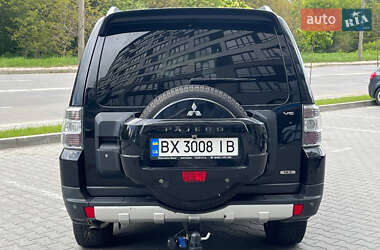 Внедорожник / Кроссовер Mitsubishi Pajero 2007 в 