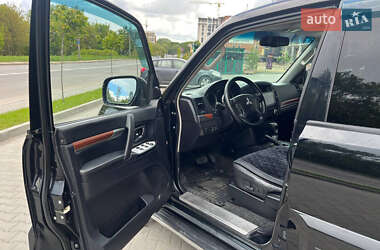 Внедорожник / Кроссовер Mitsubishi Pajero 2007 в 