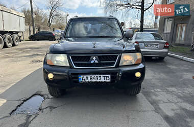 Внедорожник / Кроссовер Mitsubishi Pajero 2006 в 