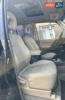 Внедорожник / Кроссовер Mitsubishi Pajero 2006 в 