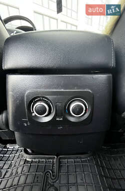 Внедорожник / Кроссовер Mitsubishi Pajero 2007 в 