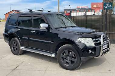 Внедорожник / Кроссовер Mitsubishi Pajero 2008 в Киеве