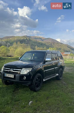 Позашляховик / Кросовер Mitsubishi Pajero 2007 в 