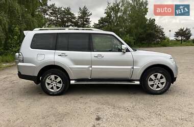 Внедорожник / Кроссовер Mitsubishi Pajero 2007 в 