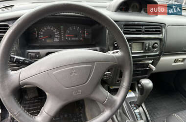 Внедорожник / Кроссовер Mitsubishi Pajero 2007 в 
