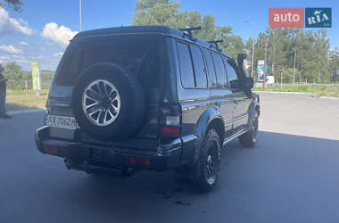 Внедорожник / Кроссовер Mitsubishi Pajero 1993 в 